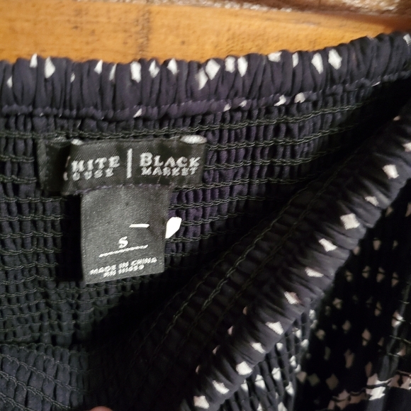 White House Black Market Black and White Lined Abstract Skirt.  Size S - Picture 2 of 6